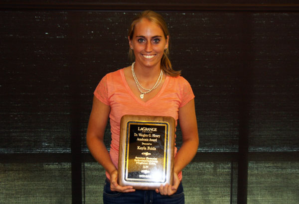 Softball: Folds receives College's Dr. Waights G. Henry Award