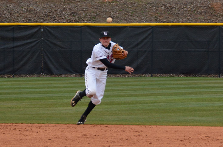 Baseball: Oglethorpe edges Panthers in 10 innings, 7-6