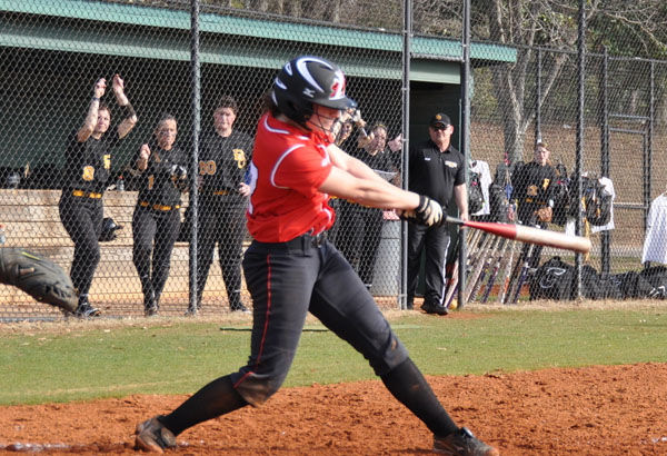 Softball: Panthers open USA South schedule with sweep of Maryville