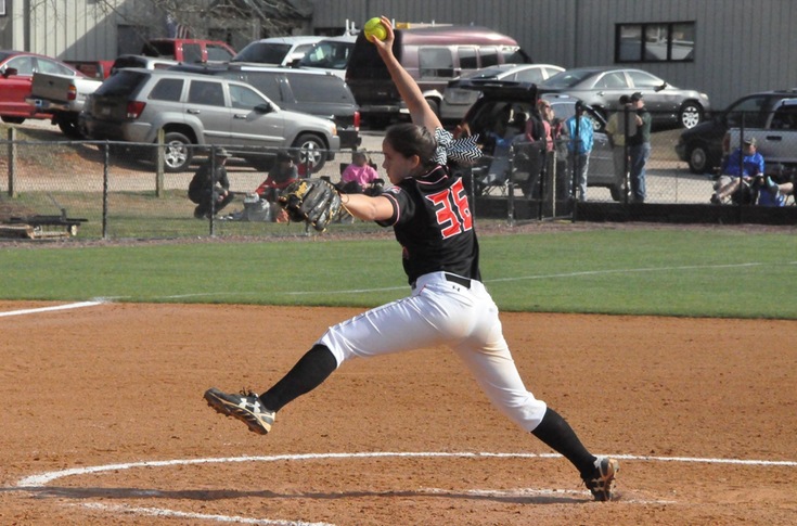 Softball: Panthers use long ball in gaining split of USA South doubleheader with Piedmont